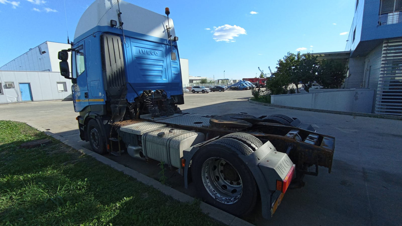 IVECO AS440S45T - Tracteur routier: photos 3 IVECO AS440S45T - Tracteur routier: photos 3