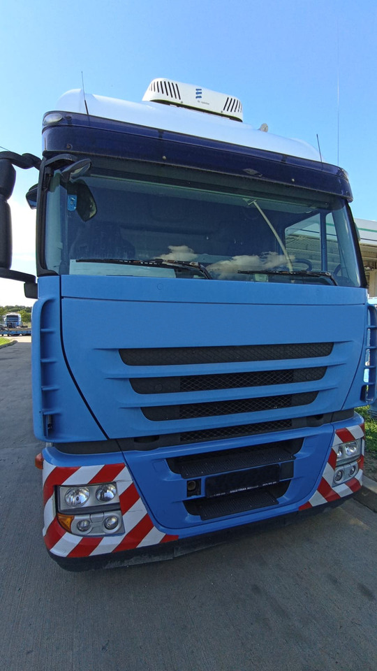 IVECO AS440S45T - Tracteur routier: photos 2 IVECO AS440S45T - Tracteur routier: photos 2