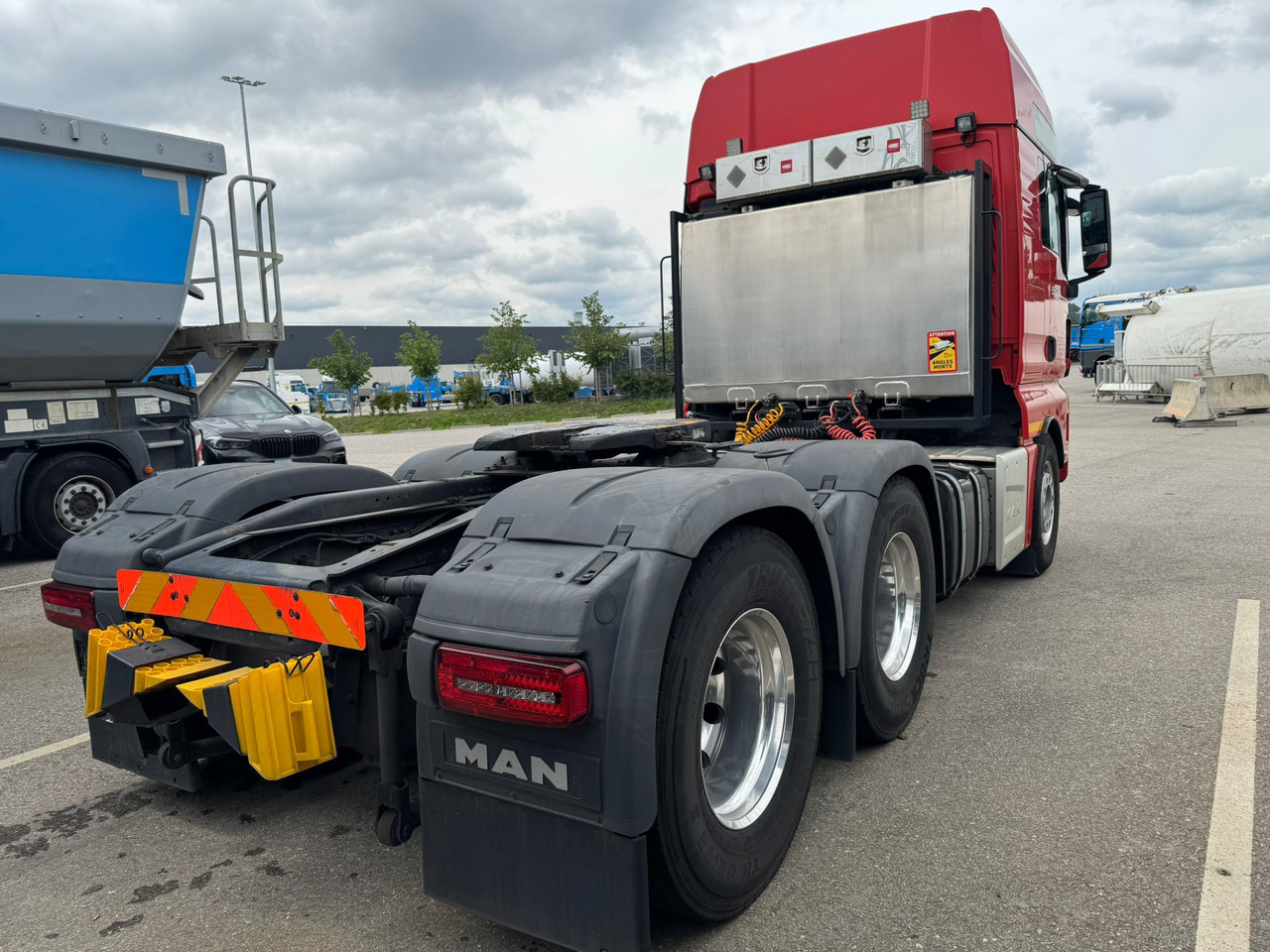 MAN TGX 26.560 6x4 / 2017 - Tracteur routier: photos 2 MAN TGX 26.560 6x4 / 2017 - Tracteur routier: photos 2