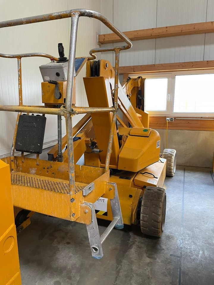 UPRIGHT AB38 / defect - Nacelle articulée: photos 1 UPRIGHT AB38 / defect - Nacelle articulée: photos 1