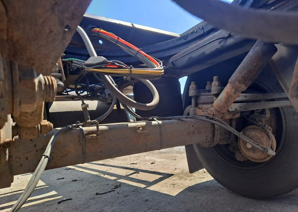 Huffermann Przyczepa Schmitz do hakowca en crédit-bail Huffermann Przyczepa Schmitz do hakowca: photos 8