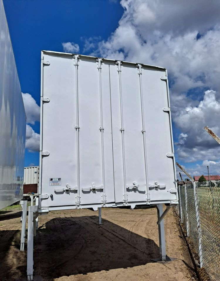 Inny KONTENER płaski 7,45 - Carrosserie fourgon: photos 2 Inny KONTENER płaski 7,45 - Carrosserie fourgon: photos 2