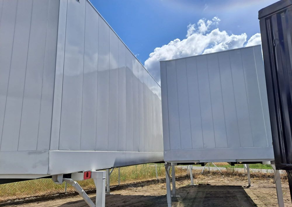 Inny KONTENER płaski 7,45 - Carrosserie fourgon: photos 1 Inny KONTENER płaski 7,45 - Carrosserie fourgon: photos 1