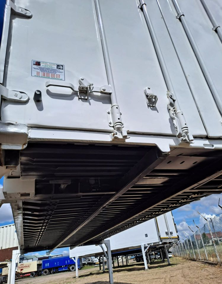 Inny KONTENER płaski 7,45 - Carrosserie fourgon: photos 4 Inny KONTENER płaski 7,45 - Carrosserie fourgon: photos 4