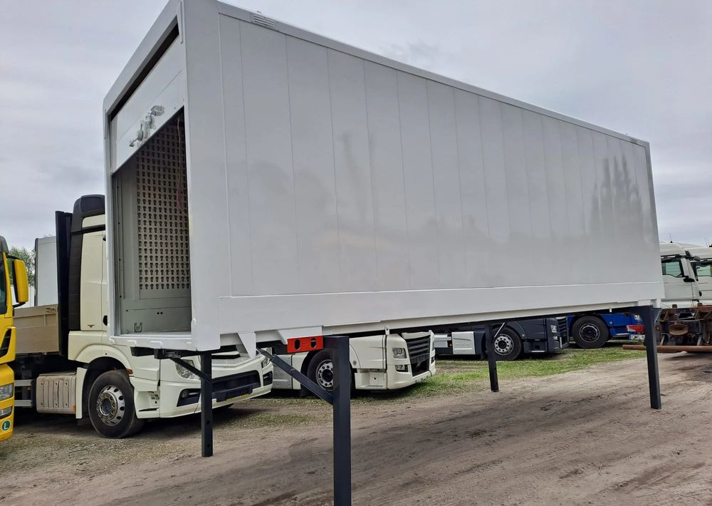 Krone Kontener BDF 7,45m 18 palet - Carrosserie fourgon: photos 1 Krone Kontener BDF 7,45m 18 palet - Carrosserie fourgon: photos 1