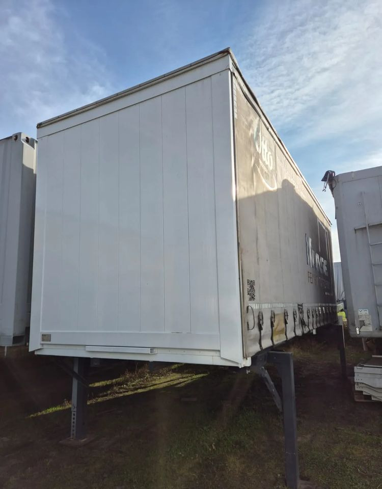 Krone - Carrosserie bâchee: photos 5 Krone - Carrosserie bâchee: photos 5