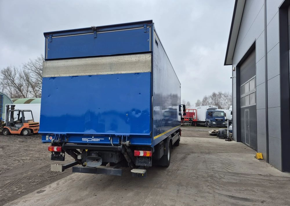 Mercedes-Benz Atego 1330 Euro 6 - Camion fourgon: photos 3 Mercedes-Benz Atego 1330 Euro 6 - Camion fourgon: photos 3