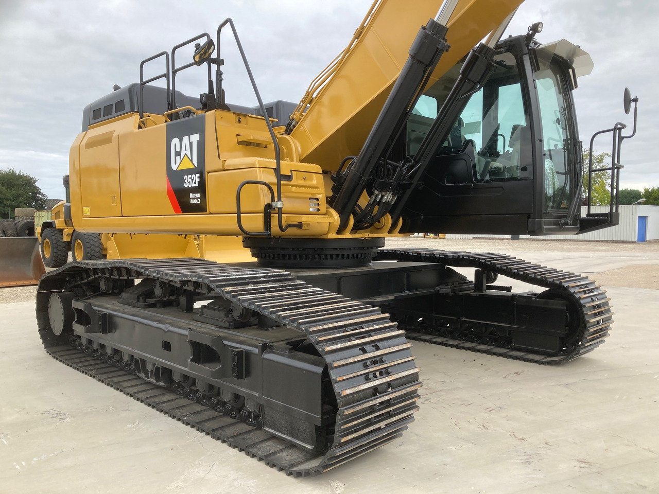 CATERPILLAR 352F Material Handler - Pelle de manutention: photos 5 CATERPILLAR 352F Material Handler - Pelle de manutention: photos 5