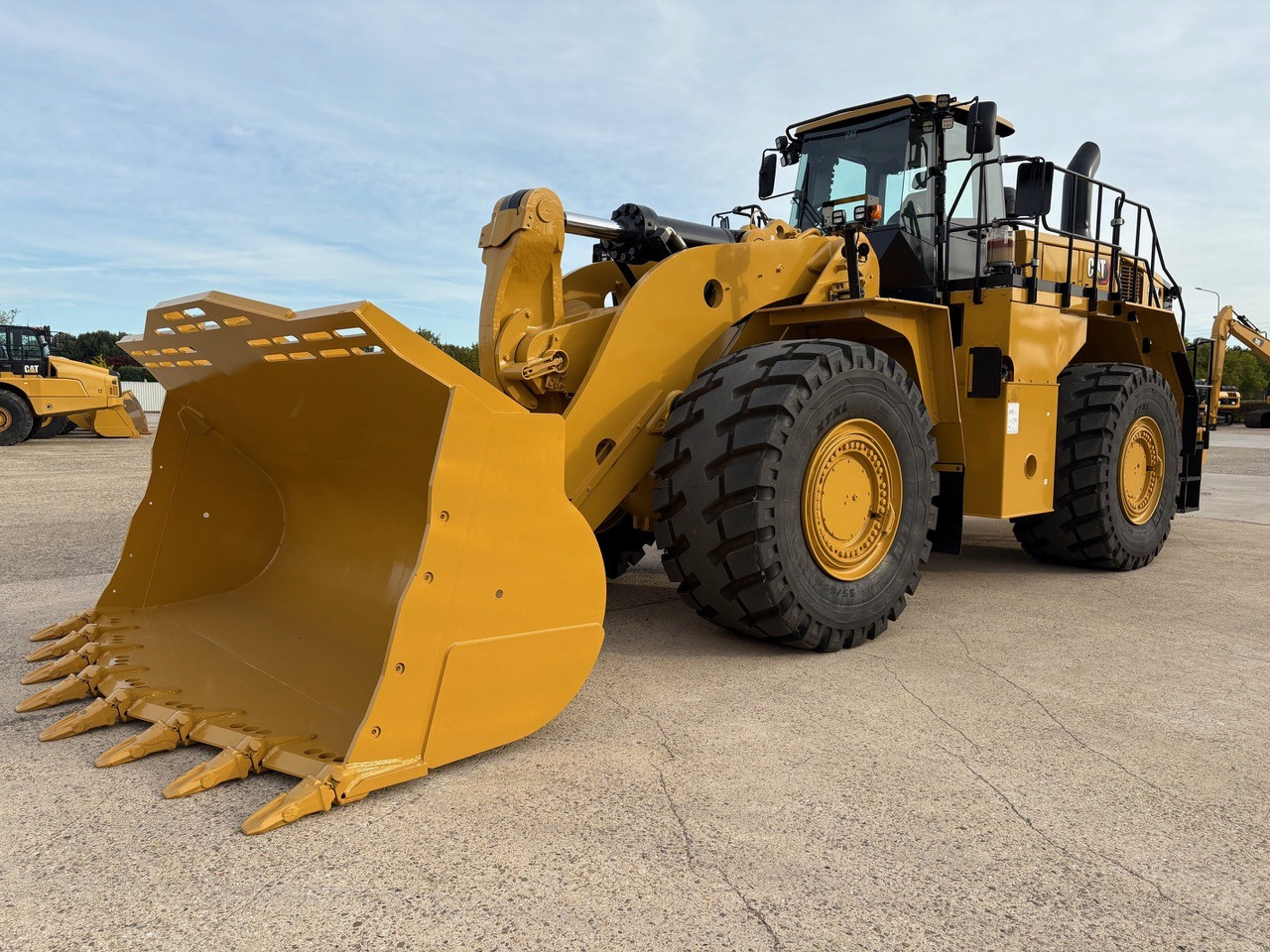CATERPILLAR 988K - Chargeuse sur pneus: photos 3 CATERPILLAR 988K - Chargeuse sur pneus: photos 3