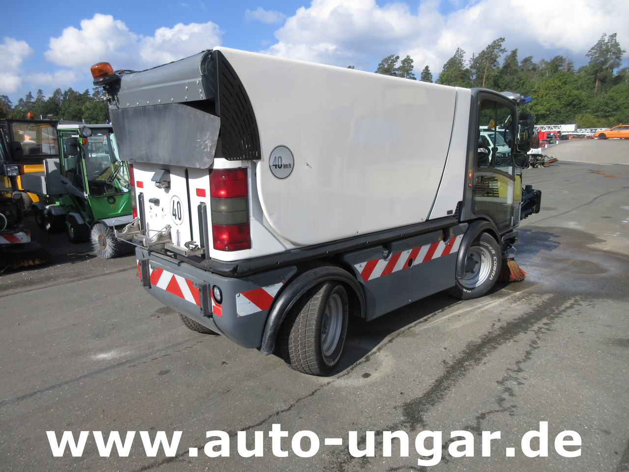 Balayeuse de voirie Boschung S3 Kehrmaschine urban sweeper Wildkrautbesen Allradlenkung: photos 7