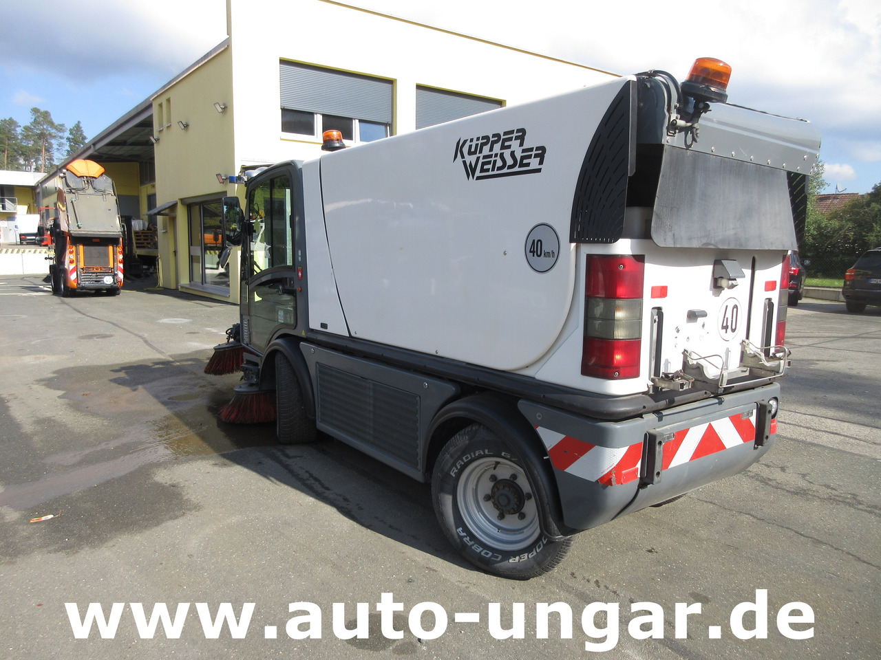 Balayeuse de voirie Boschung S3 Kehrmaschine urban sweeper Wildkrautbesen Allradlenkung: photos 9