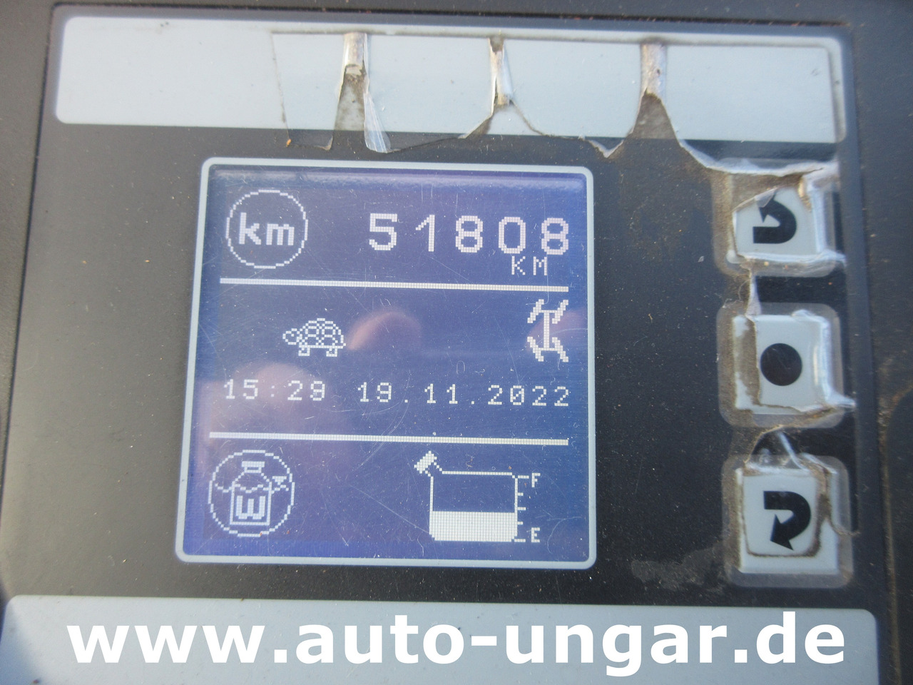 Balayeuse de voirie Hako CityMaster CM2000 2 Besen Baujahr 2015 Kehrmaschine 4-Rad-Lenkung: photos 17 Balayeuse de voirie Hako CityMaster CM2000 2 Besen Baujahr 2015 Kehrmaschine 4-Rad-Lenkung: photos 17