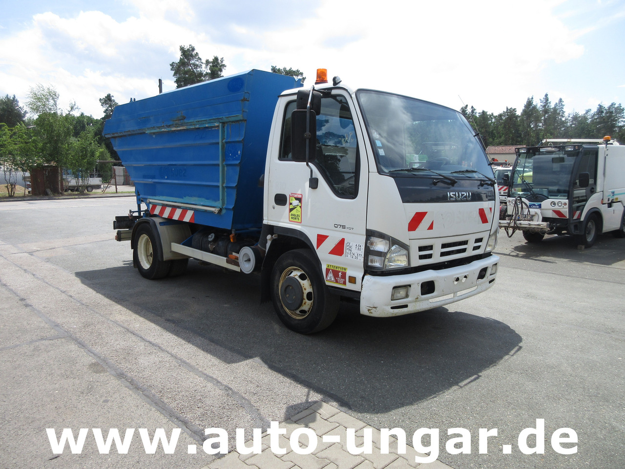 ISUZU NQR Smoother Q75 Y07 Müllwagen 8m³ TECNO 7.500kg Kipper Presse Lifter - Benne à ordures ménagères: photos 1 ISUZU NQR Smoother Q75 Y07 Müllwagen 8m³ TECNO 7.500kg Kipper Presse Lifter - Benne à ordures ménagères: photos 1