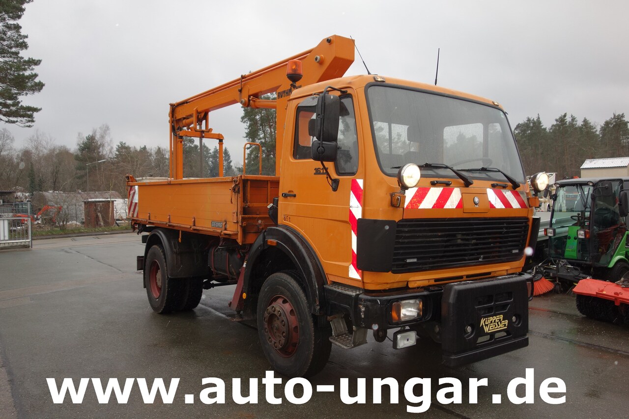 MERCEDES-BENZ Mercedes 1617 AK 4x4 Kipper Ruthmann K 115 Steiger Arbeitsbühne Kommunalfahrzeug - Camion benne: photos 1 MERCEDES-BENZ Mercedes 1617 AK 4x4 Kipper Ruthmann K 115 Steiger Arbeitsbühne Kommunalfahrzeug - Camion benne: photos 1