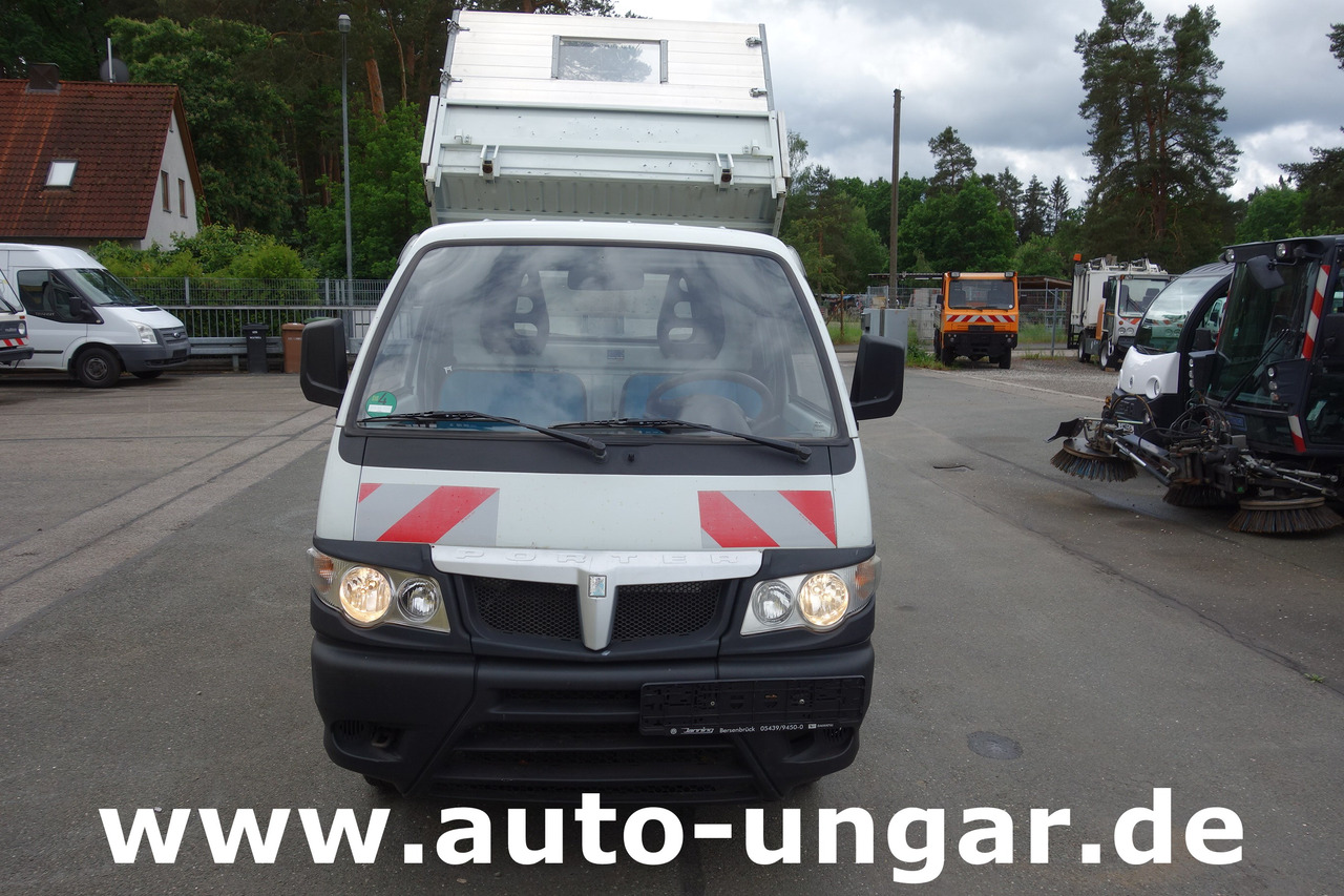 Piaggio Porter S90 Kipper Euro 4 AHK 65PS Benzin Motor Kommunalfahrzeug - Utilitaire benne: photos 2 Piaggio Porter S90 Kipper Euro 4 AHK 65PS Benzin Motor Kommunalfahrzeug - Utilitaire benne: photos 2