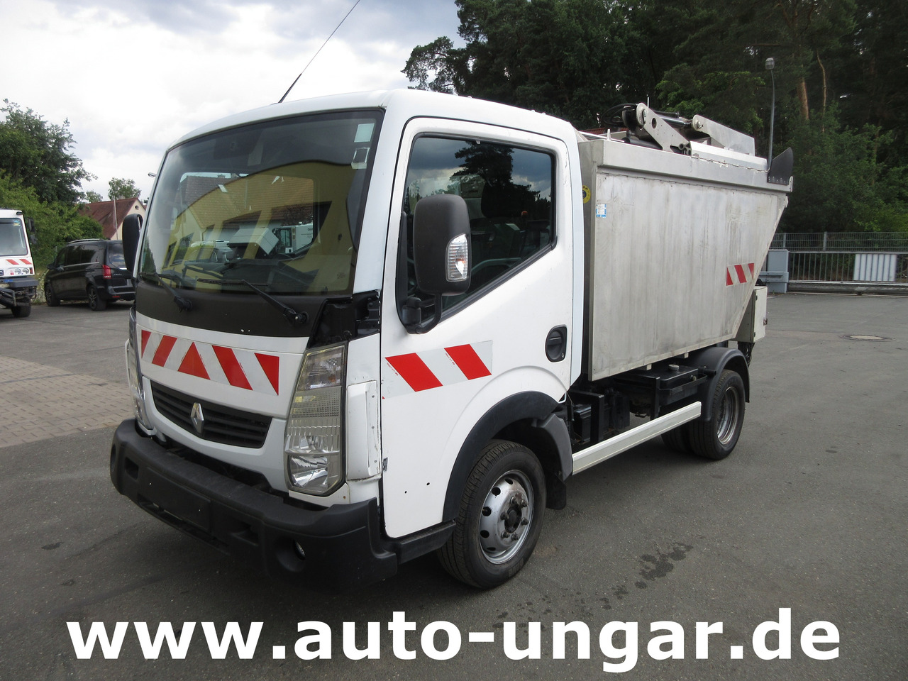 RENAULT Maxity 3.500kg Faun Provence Benne Müllwagen 5m³ Alumulde mit Presse - Benne à ordures ménagères: photos 3 RENAULT Maxity 3.500kg Faun Provence Benne Müllwagen 5m³ Alumulde mit Presse - Benne à ordures ménagères: photos 3