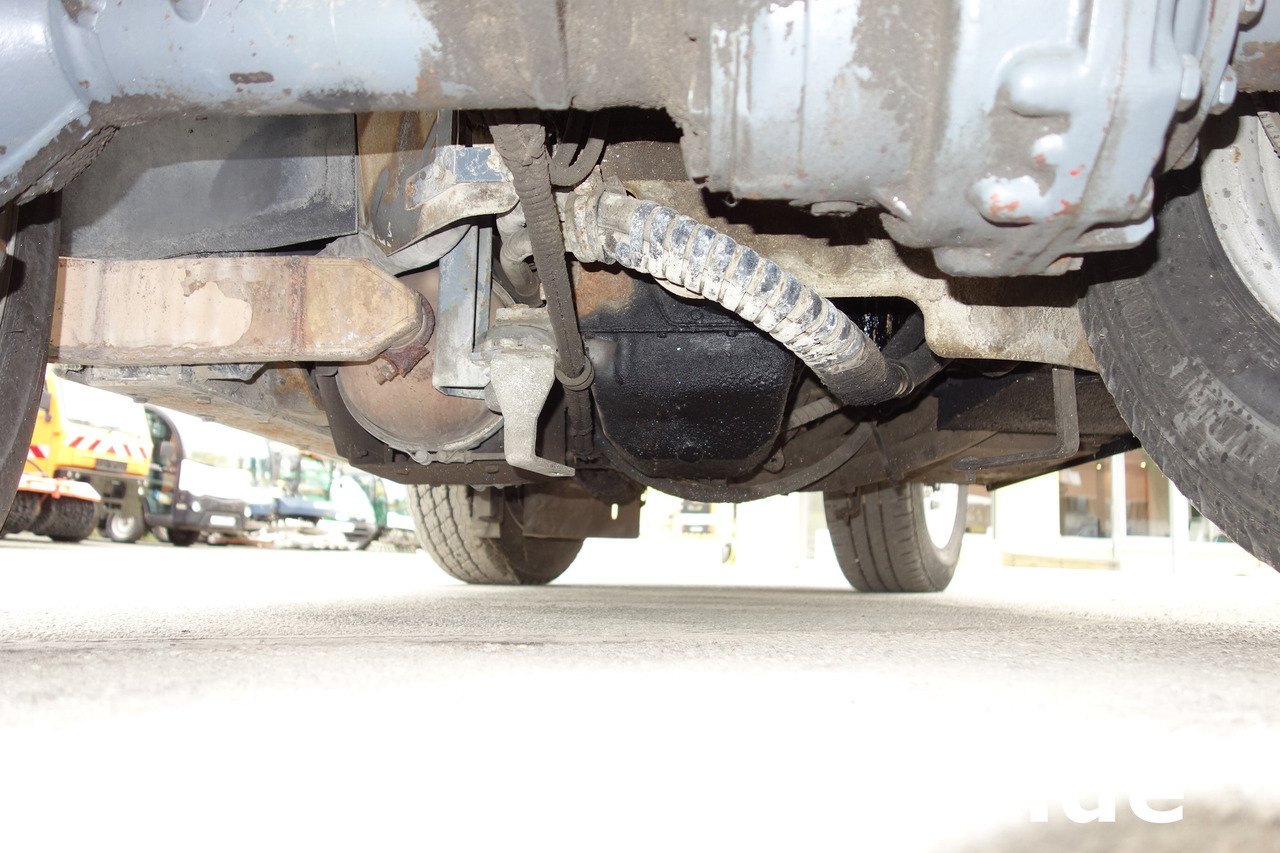 Véhicule de voirie/ Spécial Boschung S3 Wasserfass Kipper 4-Rad-Lenkung Multicar Kommunalfahrzeug Geräteträger: photos 7