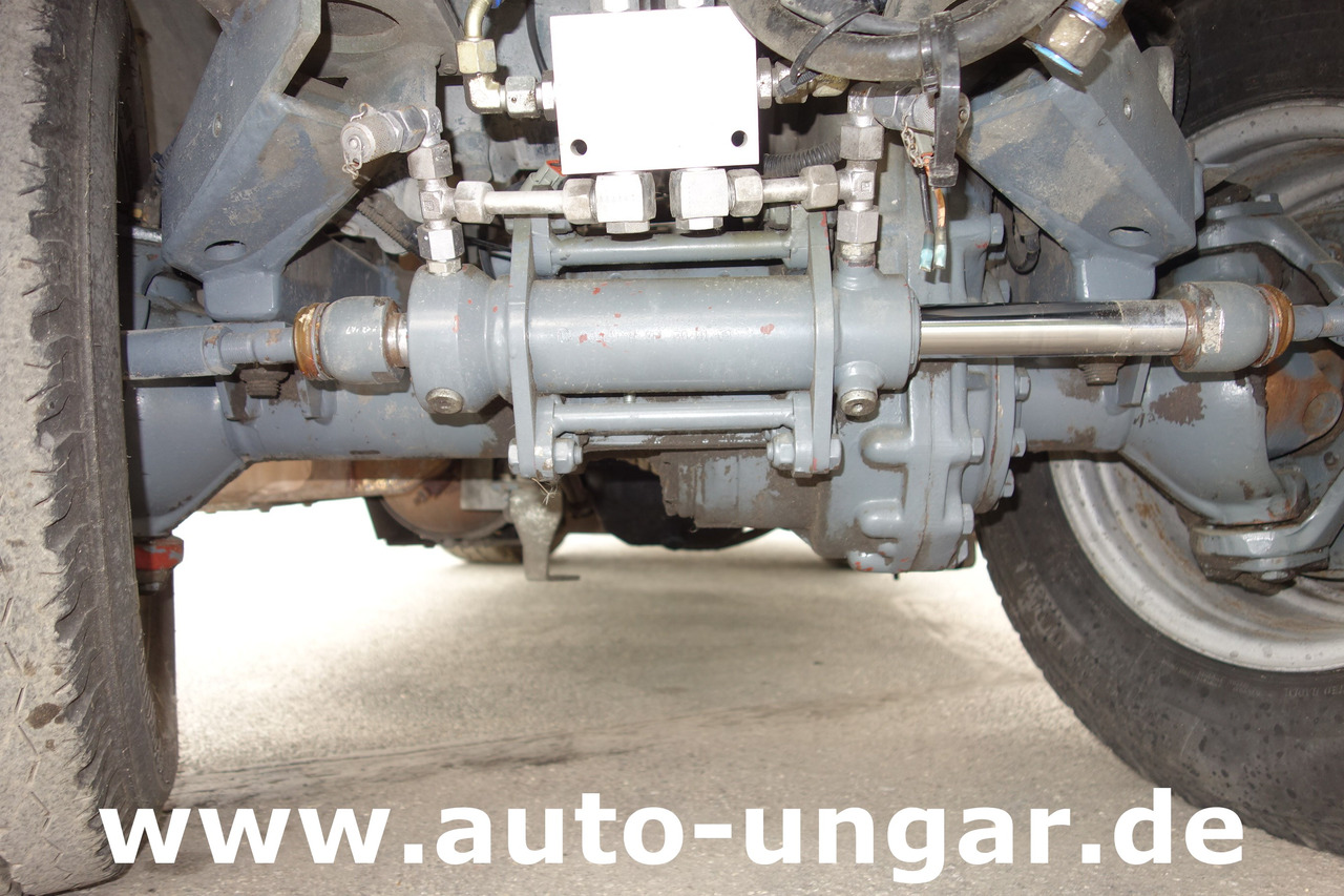 Véhicule de voirie/ Spécial Boschung S3 Wasserfass Kipper 4-Rad-Lenkung Multicar Kommunalfahrzeug Geräteträger: photos 6