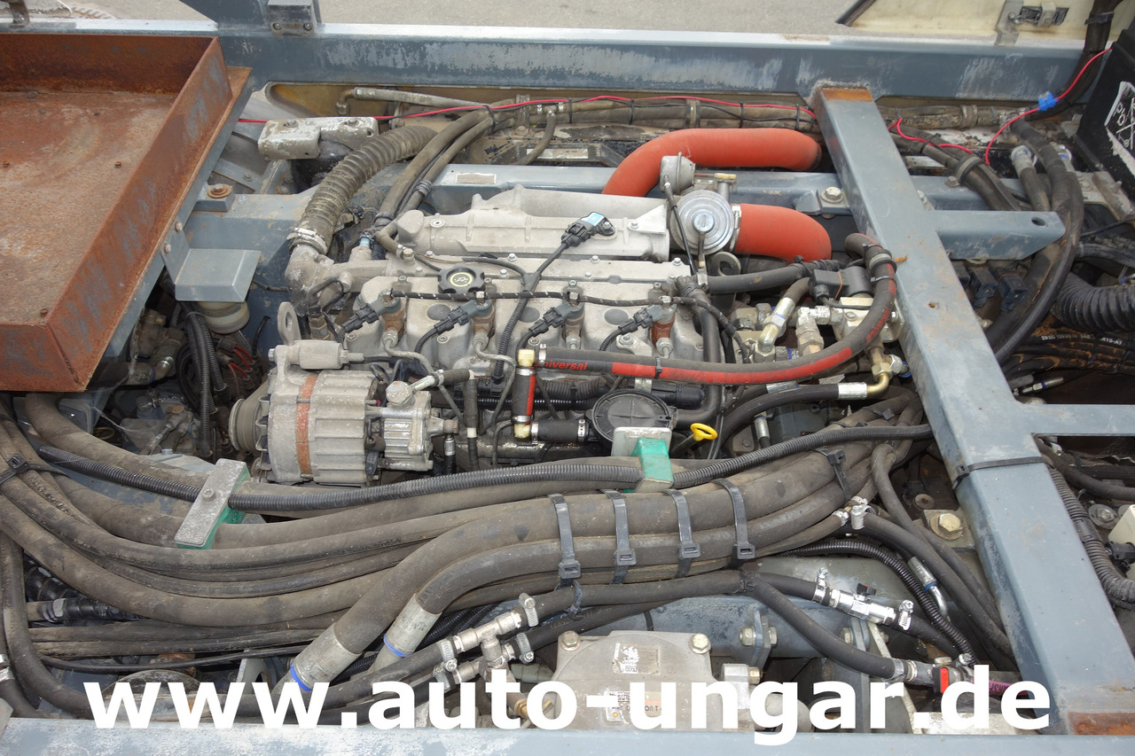 Véhicule de voirie/ Spécial Boschung S3 Wasserfass Kipper 4-Rad-Lenkung Multicar Kommunalfahrzeug Geräteträger: photos 9