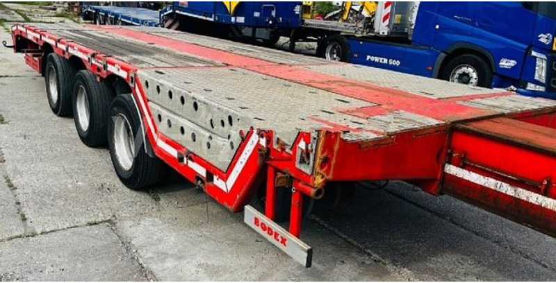 Bodex 53t/40t/28m teleskop ADR no ramp - Semi-remorque surbaissé: photos 1 Bodex 53t/40t/28m teleskop ADR no ramp - Semi-remorque surbaissé: photos 1