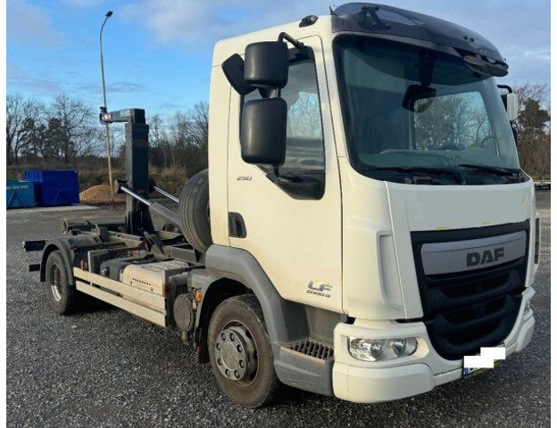 DAF LF250 FA - Camion ampliroll: photos 1 DAF LF250 FA - Camion ampliroll: photos 1