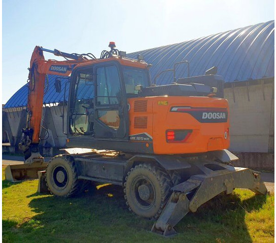 Doosan 18t DX165 WR-7 (DEVELON) - Pelle sur pneus: photos 5 Doosan 18t DX165 WR-7 (DEVELON) - Pelle sur pneus: photos 5