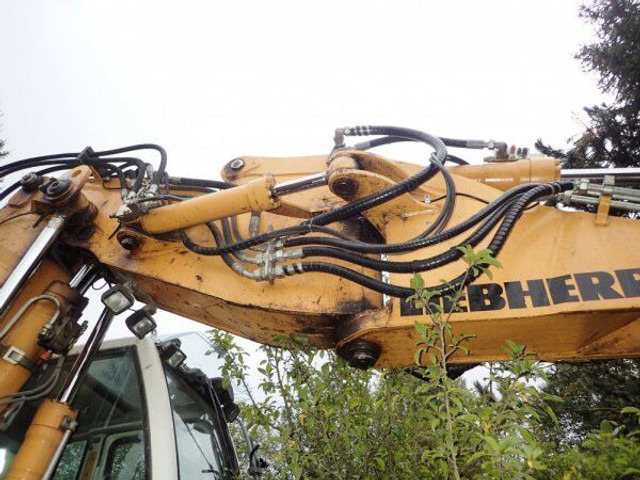 Liebherr A 314 - Pelle sur pneus: photos 5 Liebherr A 314 - Pelle sur pneus: photos 5