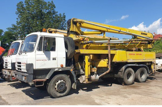Schwing 2x! 25m BPL 601 +6x6 Tatra 815 (DOCS/KFZ MACHINE +1 no docs/kein - Camion pompe: photos 3 Schwing 2x! 25m BPL 601 +6x6 Tatra 815 (DOCS/KFZ MACHINE +1 no docs/kein - Camion pompe: photos 3
