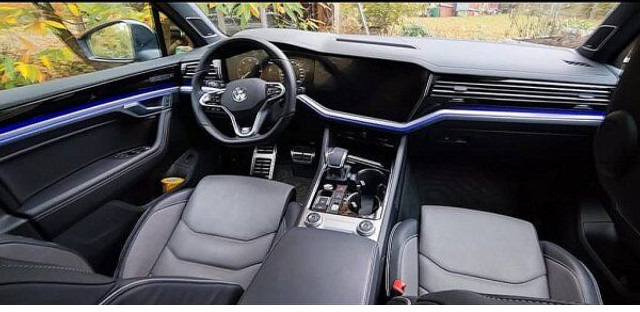 Volkswagen Touareg 3.0 TDi R-line 4-motion - Voiture: photos 4 Volkswagen Touareg 3.0 TDi R-line 4-motion - Voiture: photos 4