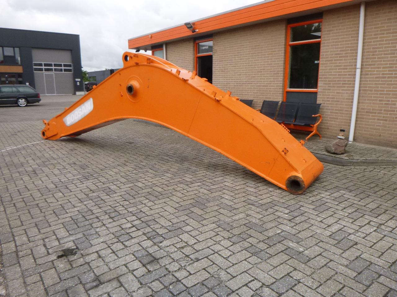 DOOSAN DX480/DX520/DX530 - Flèche pour Pelle: photos 3 DOOSAN DX480/DX520/DX530 - Flèche pour Pelle: photos 3