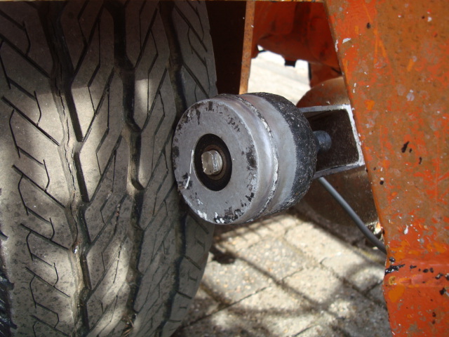 Travaux routiers TMT Cold paint road marker: photos 17