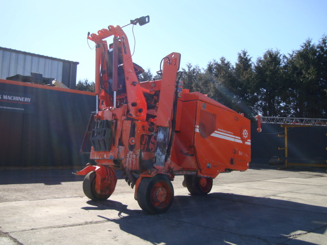 WIRTGEN W500DC - Fraiseuse à froid: photos 4 WIRTGEN W500DC - Fraiseuse à froid: photos 4