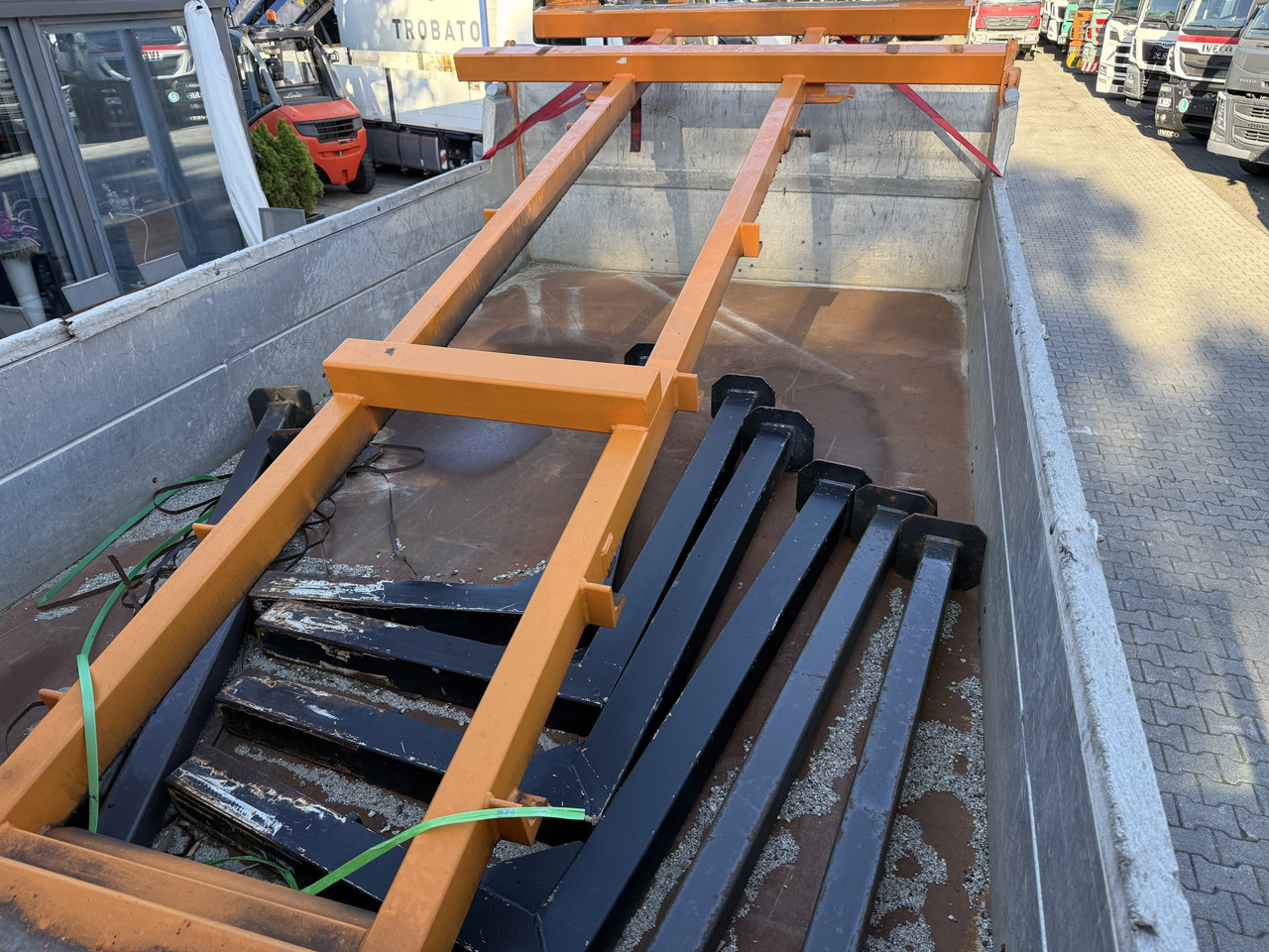 MAN TGS 28.400 6X4H-4 BL - Camion benne, Camion grue: photos 2 MAN TGS 28.400 6X4H-4 BL - Camion benne, Camion grue: photos 2