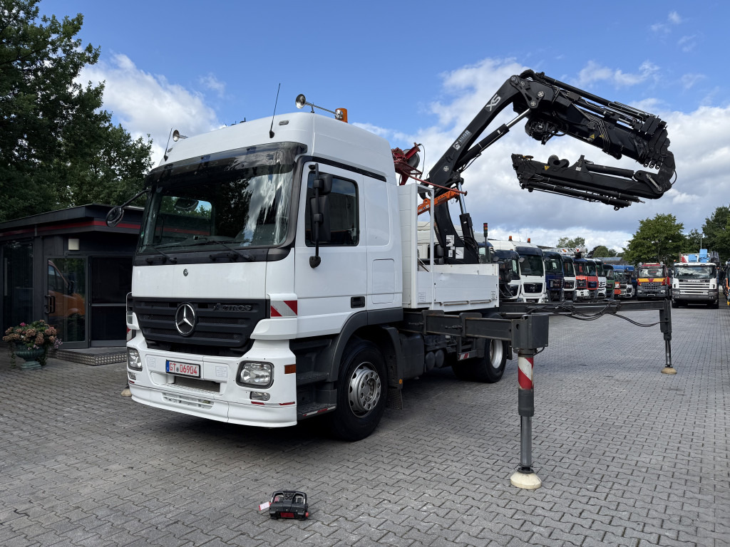 Mercedes-Benz Actros 1841 Kran Hiab 288 bis 30 Meter - Camion plateau, Camion grue: photos 1 Mercedes-Benz Actros 1841 Kran Hiab 288 bis 30 Meter - Camion plateau, Camion grue: photos 1