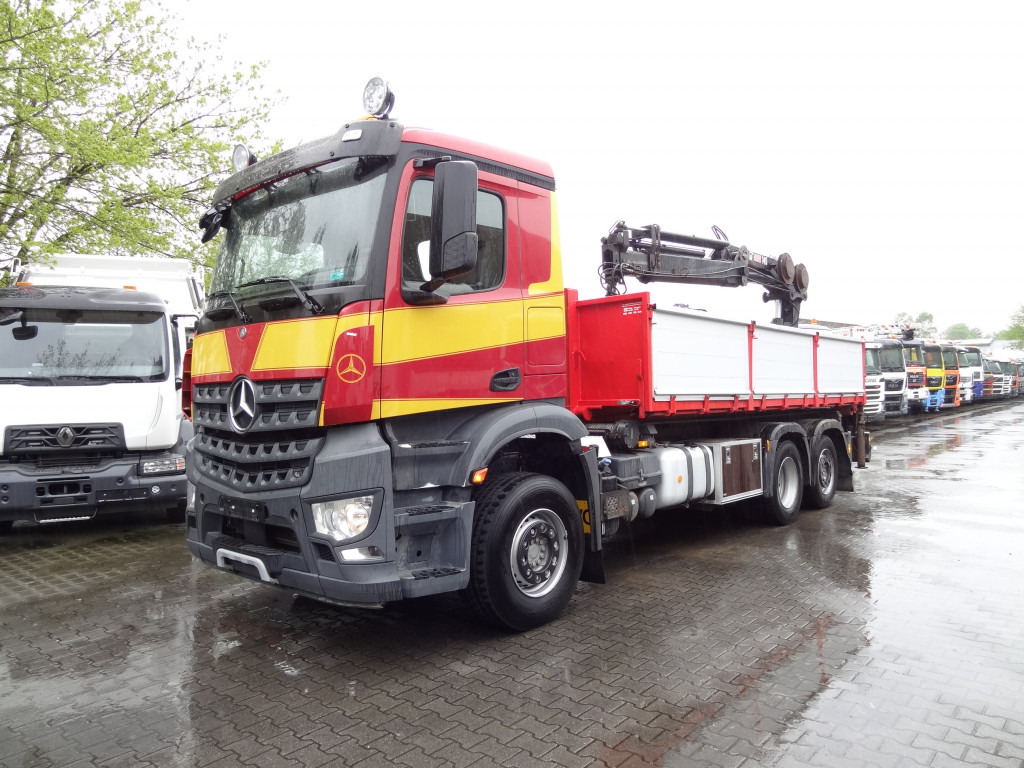 Camion benne, Camion grue Mercedes-Benz Arocs 2545 6X2 Kipper mit Kran Hiab: photos 6