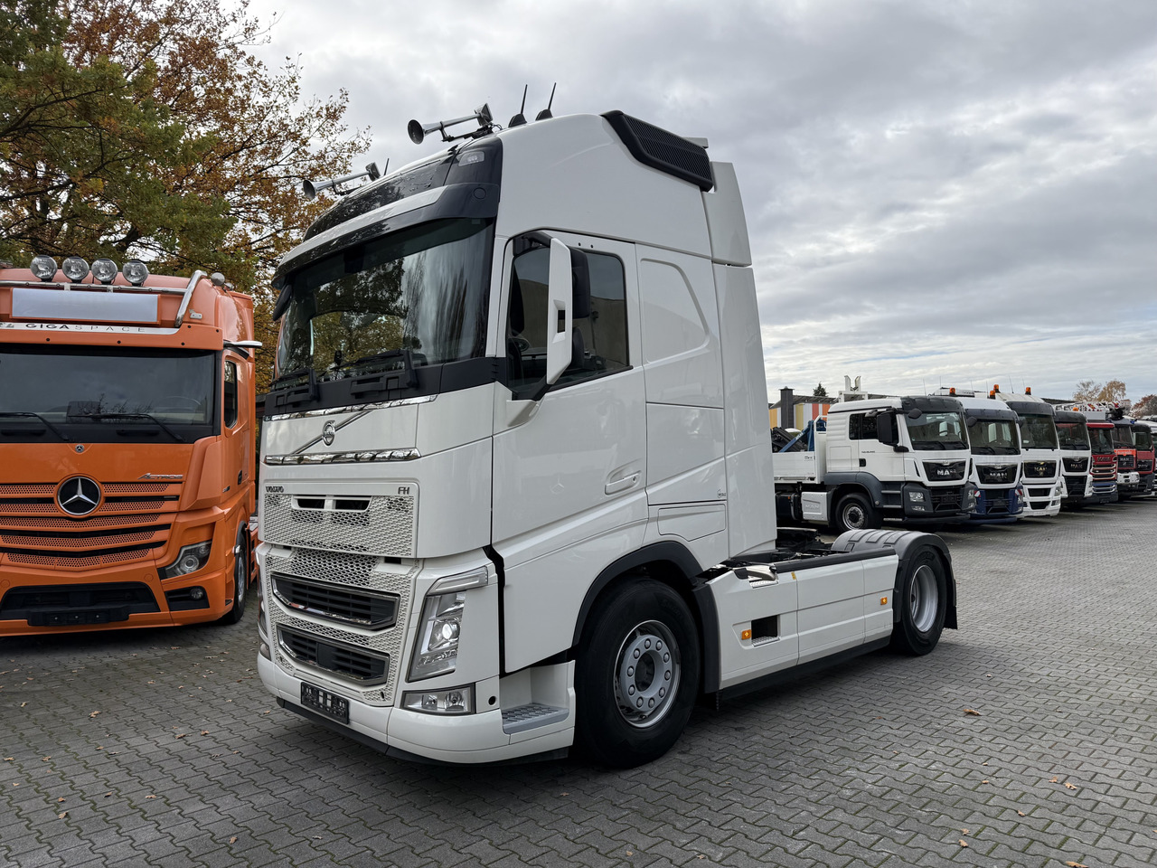 Volvo FH 500 Globetrotter XL - Tracteur routier: photos 1 Volvo FH 500 Globetrotter XL - Tracteur routier: photos 1