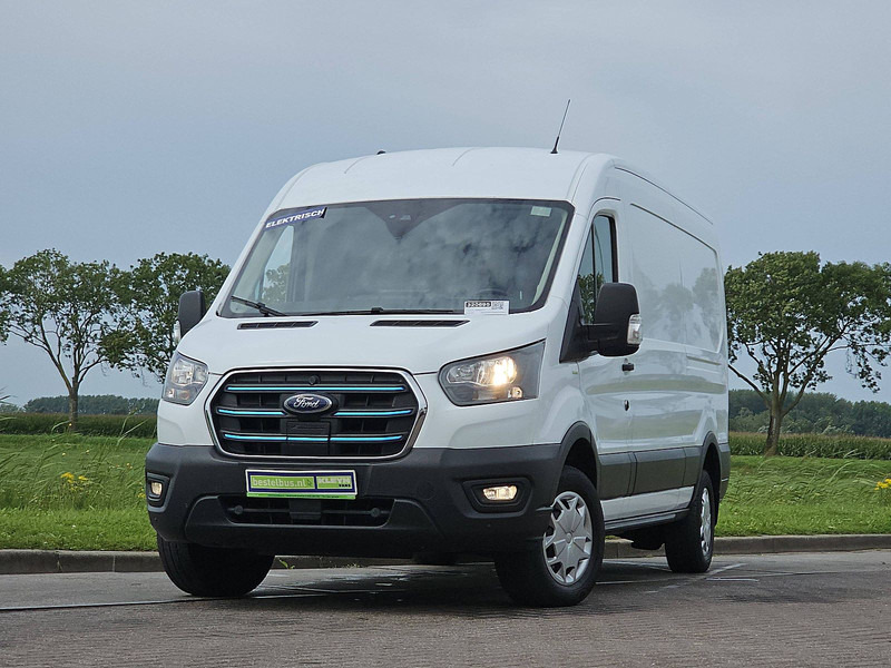 Ford E-Transit 68 Kwh elektrisch - Fourgon utilitaire, Utilitaire électrique: photos 1 Ford E-Transit 68 Kwh elektrisch - Fourgon utilitaire, Utilitaire électrique: photos 1