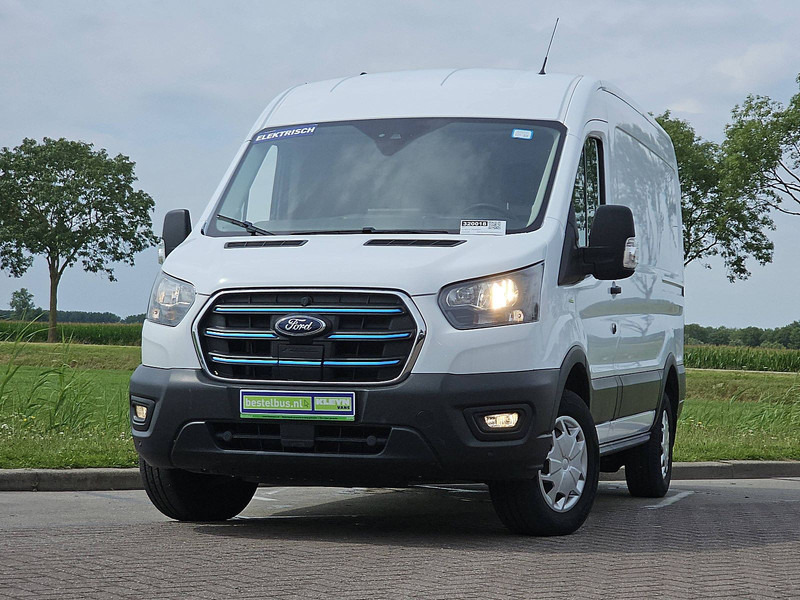 Ford E-Transit L2H2 68kWh Navi AC! - Fourgon utilitaire, Utilitaire électrique: photos 1 Ford E-Transit L2H2 68kWh Navi AC! - Fourgon utilitaire, Utilitaire électrique: photos 1