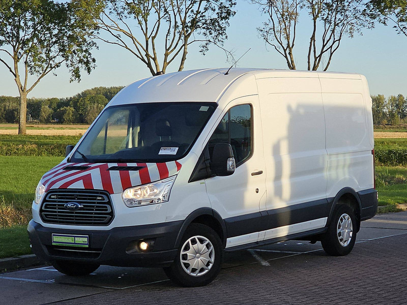 Ford Transit 2.0 L2H2 Imperiaal Navi! - Fourgon utilitaire: photos 2 Ford Transit 2.0 L2H2 Imperiaal Navi! - Fourgon utilitaire: photos 2