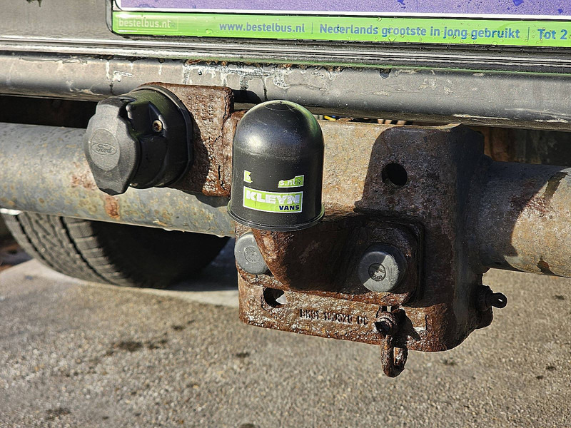 Utilitaire plateau Ford Transit 2.0 TDCI 130: photos 13 Utilitaire plateau Ford Transit 2.0 TDCI 130: photos 13