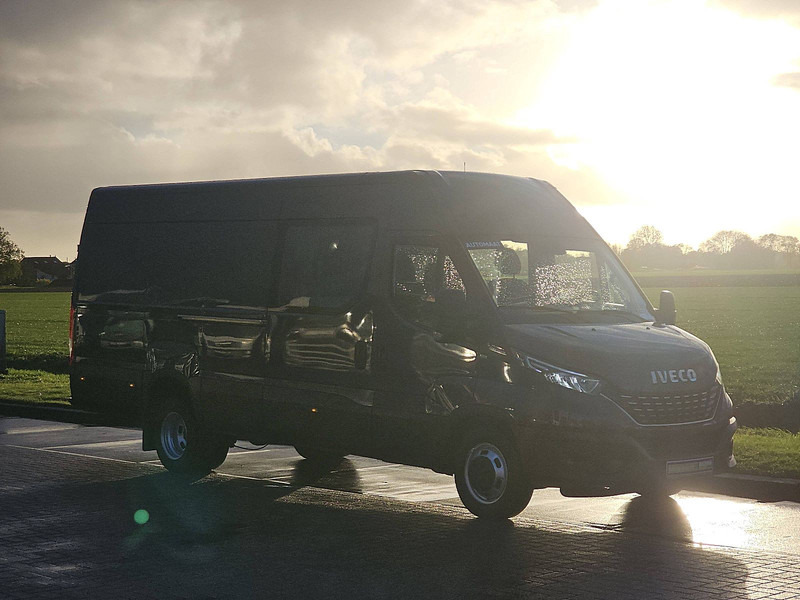 Iveco Daily 35 C 3.0ltr DC EURO6 - Fourgon utilitaire: photos 5 Iveco Daily 35 C 3.0ltr DC EURO6 - Fourgon utilitaire: photos 5