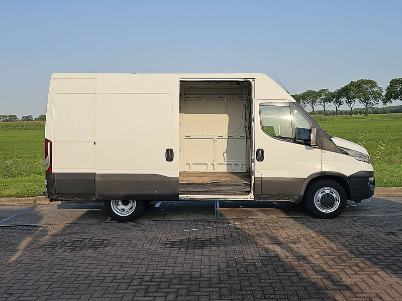 Iveco Daily 35C15 L2H2 Dubbellucht! en crédit-bail Iveco Daily 35C15 L2H2 Dubbellucht!: photos 11 Iveco Daily 35C15 L2H2 Dubbellucht! en crédit-bail Iveco Daily 35C15 L2H2 Dubbellucht!: photos 11