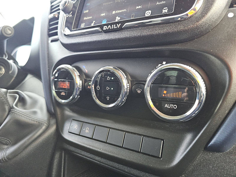 Fourgon grand volume Iveco Daily 35S16 Bakwagen Laadklep!: photos 12