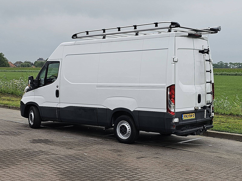 Fourgon utilitaire Iveco Daily 35S16: photos 6
