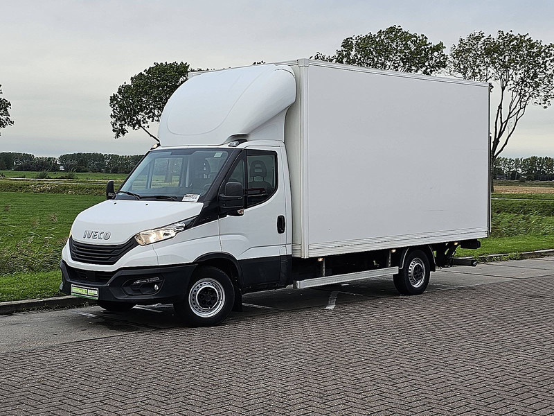 Iveco Daily 35S18 Bakwagen Laadklep! - Fourgon grand volume: photos 2 Iveco Daily 35S18 Bakwagen Laadklep! - Fourgon grand volume: photos 2