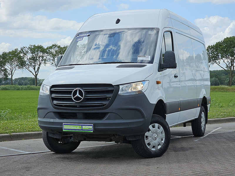 Mercedes-Benz Sprinter 316 CDI 4X4 AUT. L2H2 - Fourgon utilitaire: photos 1 Mercedes-Benz Sprinter 316 CDI 4X4 AUT. L2H2 - Fourgon utilitaire: photos 1