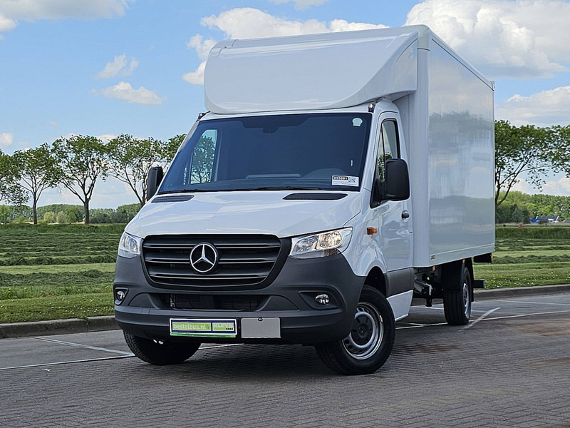 Mercedes-Benz Sprinter 317 Bakwagen Laadklep! - Fourgon grand volume: photos 1 Mercedes-Benz Sprinter 317 Bakwagen Laadklep! - Fourgon grand volume: photos 1