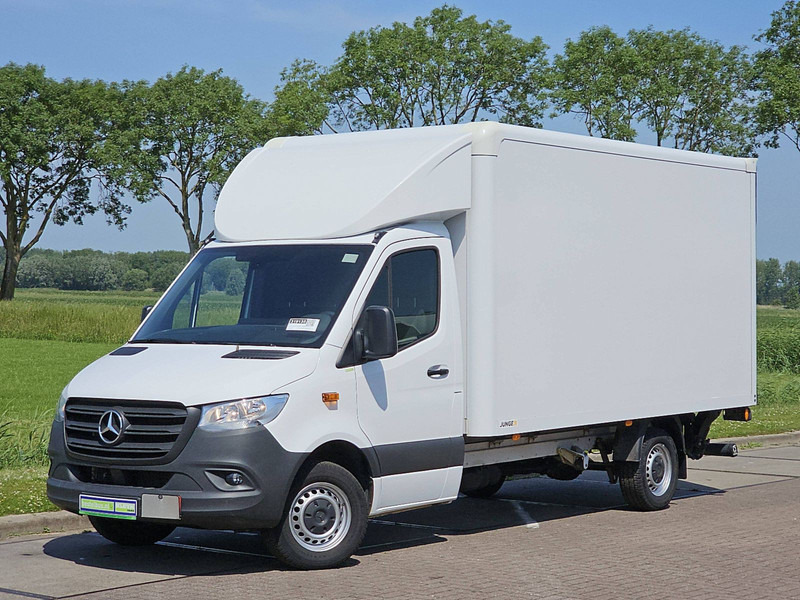 Mercedes-Benz Sprinter 317 Bakwagen Laadklep! - Fourgon grand volume: photos 2 Mercedes-Benz Sprinter 317 Bakwagen Laadklep! - Fourgon grand volume: photos 2