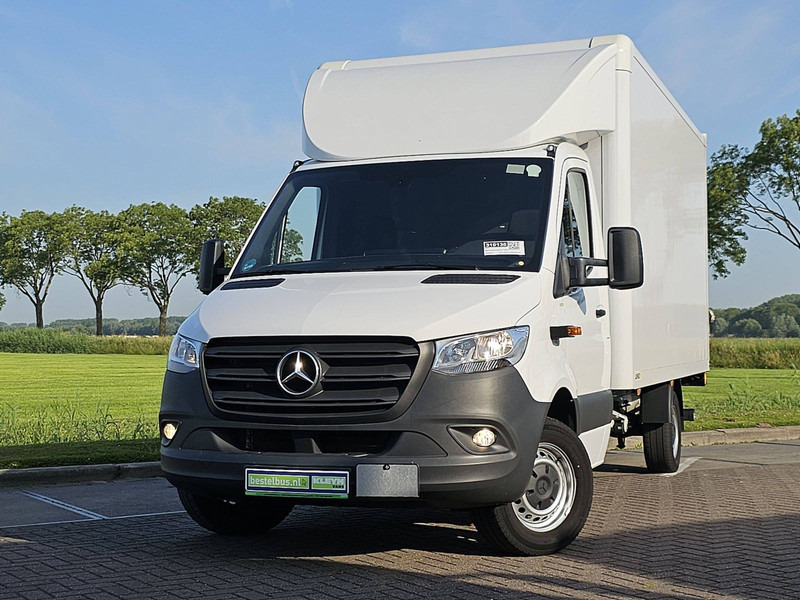 Mercedes-Benz Sprinter 317 Bakwagen Laadklep! - Fourgon grand volume: photos 1 Mercedes-Benz Sprinter 317 Bakwagen Laadklep! - Fourgon grand volume: photos 1