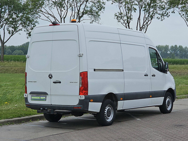 Mercedes-Benz Sprinter 319 L2H2 V6 3.5t-Trekh. - Fourgon utilitaire: photos 3 Mercedes-Benz Sprinter 319 L2H2 V6 3.5t-Trekh. - Fourgon utilitaire: photos 3